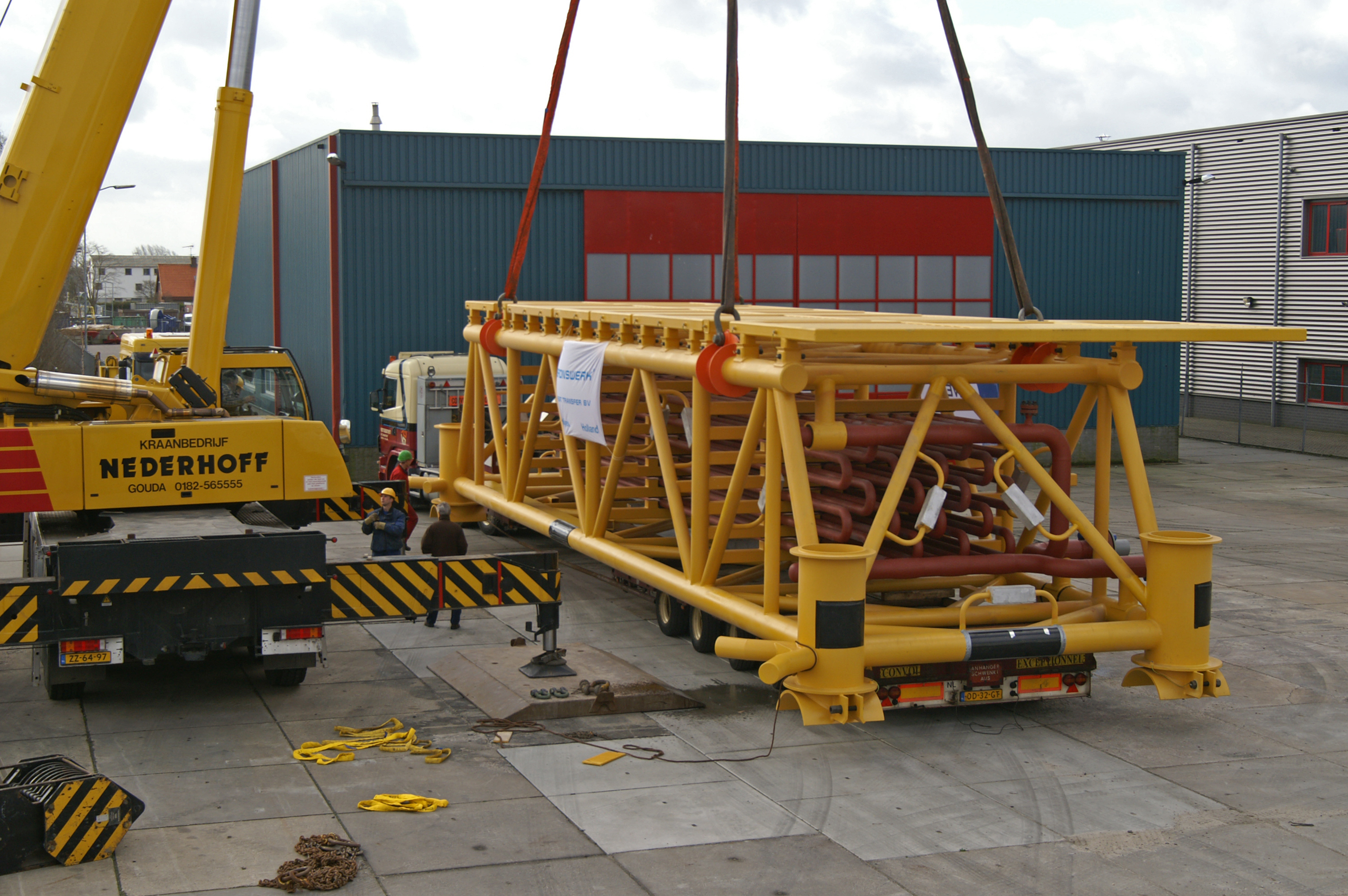 Subsea cooler